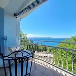 Apartment Selce شقة *