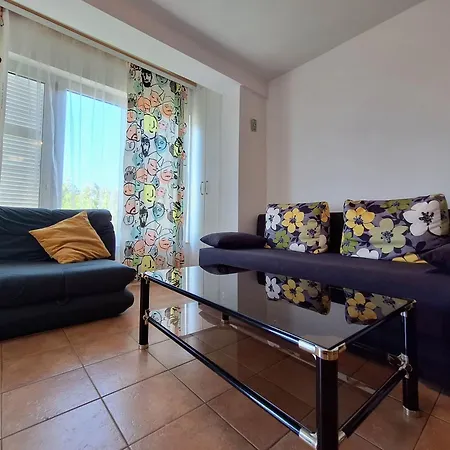 Apartment Selce アパート セルツェ